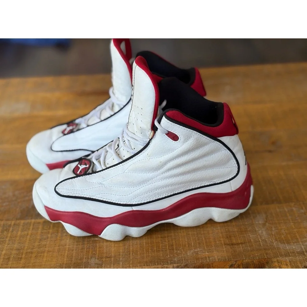 NIKE JORDAN Kid's Pro Strong GS White/Black/Gym Red DC7911-101 Size 6Y